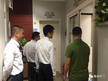 鑫迪木门:各单位注意 一大波神秘人物来袭 鑫迪木门:各单位注意 一大波神秘人物来袭