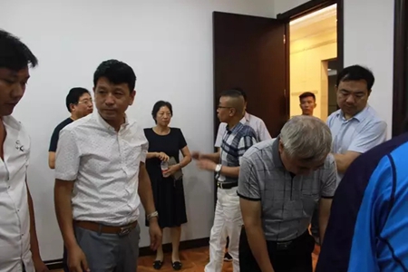 新乡市市政府领导一行莅临欧迪雅参观指导工作！