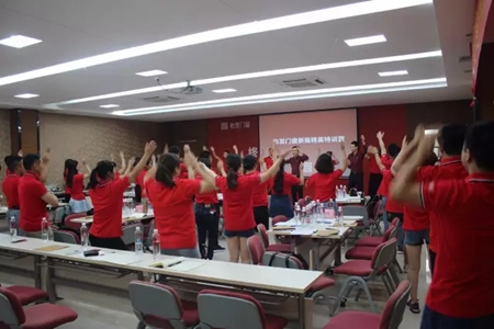 赢战未来｜2017年怡发大学第五期精英店长特训营圆满成功