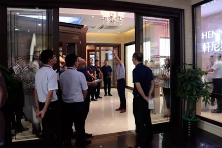 “服务年”再升级：轩尼斯总部精英培训