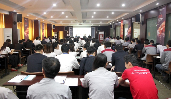 喜盈门与瑞肯锡战略合作签约仪式暨“管理提升年”正式启动 喜盈门与瑞肯锡战略合作签约仪式暨“管理提升年”正式启动