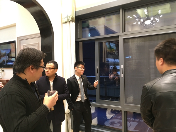 深入调研 决胜终端：罗兰西尼门窗总裁携专家顾问团考察重庆区域市场