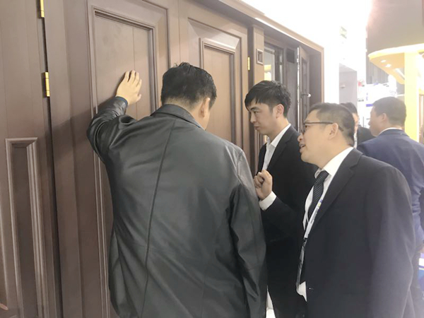 家百利家装事业部销售总监朱宝刚：坚持市场导向，向家装市场稳步进军