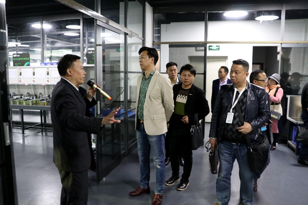世界名师会走进欧派克暨首届名师研讨会隆重举行