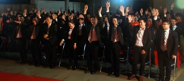 “中国梦•伊盾梦•幸福梦” 气势如虹！伊盾门窗征战2018誓师大会隆重召开！