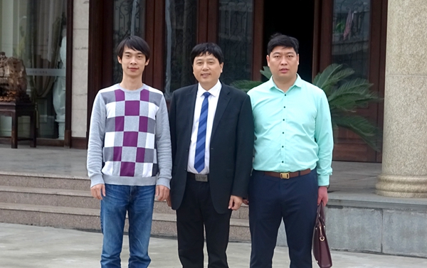 中国木门协会张国林特别代表张鹏副会长莅临喜盈门考察指导