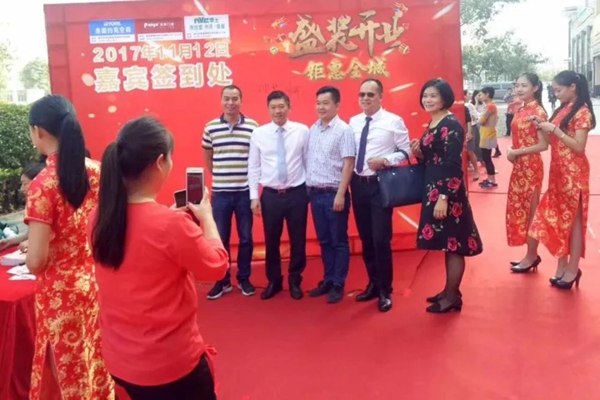 派雅开业潮:肇庆旗舰店、信阳旗舰店两店齐开，双喜临门！