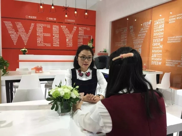 展会直击：伟业开启“全铝定制家”盛大登场，绽放上海