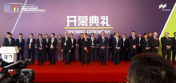 人气爆棚!广州住邦完美亮相2017上海国际门窗幕墙博览会 人气爆棚!广州住邦完美亮相2017上海国际门窗幕墙博览会