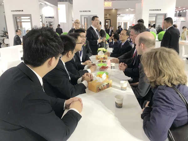 家百利家装事业部销售总监朱宝刚：坚持市场导向，向家装市场稳步进军