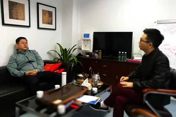 全国工商联家具装饰业商会张传喜会长一行莅临慧亚传媒参观指导