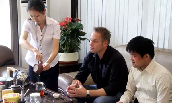 德国好博（HOPPE）亚太总裁访问新豪轩门窗