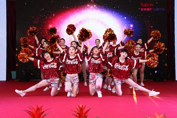 二十五年，我们再出发：德意集团25周年庆典活动隆重举行