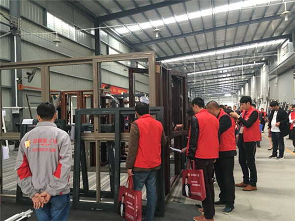 帝奥斯:品牌深度体验峰会完满落幕 帝奥斯:品牌深度体验峰会完满落幕