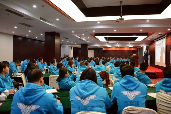 梵立欧门窗2017经销商培训大会圆满收官  现场超过130位梵立欧精英店长