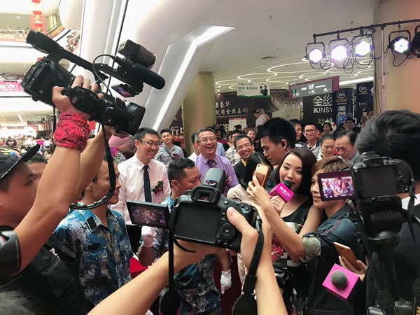 德维尔群星盛典火爆全国，终端盈利过千万！