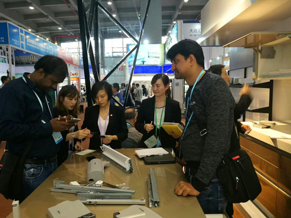 科斯拉：广交会上横空出世，专注智能家具五金产品
