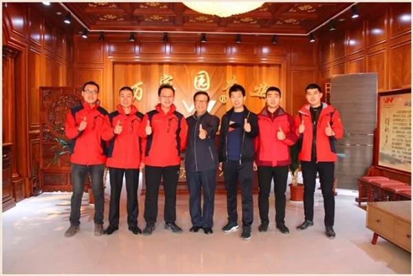 中国木材与木制品流通协会木门窗专委会张国林会长莅临万家园参观指导 中国木材与木制品流通协会木门窗专委会张国林会长莅临万家园参观指导