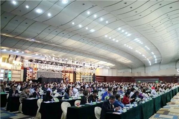 绿色引领未来，展辰环保涂装助力家具企业转型升级