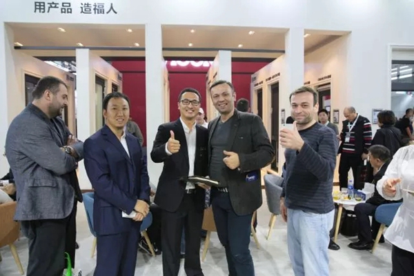 正典系统:FBC2017国际门窗幕墙博览会次日现场播报 正典系统:FBC2017国际门窗幕墙博览会次日现场播报