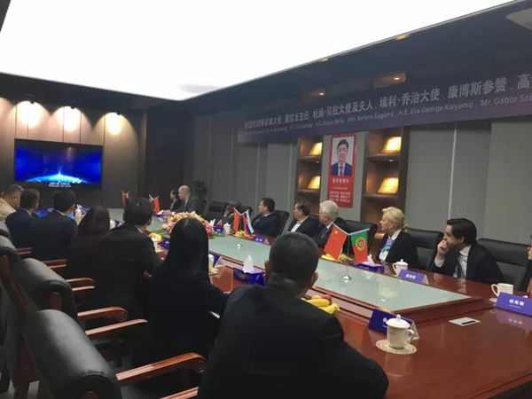 一带一路|安柏瑞门窗与各国大使经济合作洽谈会圆满成功