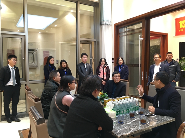 深入调研 决胜终端：罗兰西尼门窗总裁携专家顾问团考察重庆区域市场