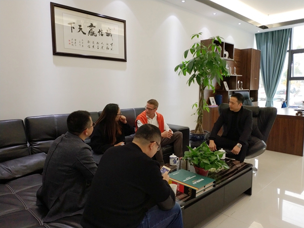 我们不一样，做产品我们是认真的——欧陆春秋携手意大利知名设计大师强势来袭！
