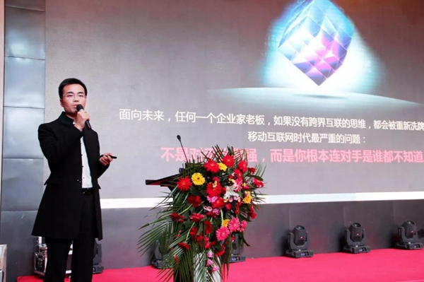 这个消息,我必须第一时间告诉你! 这个消息,我必须第一时间告诉你!