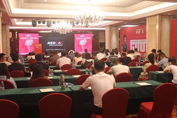 红橡树门窗招商优势 助你攀上财富之巅 红橡树门窗招商优势 助你攀上财富之巅
