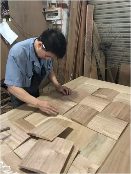 茂泷木门之匠人:面包门师傅执着坚守的故事 茂泷木门之匠人:面包门师傅执着坚守的故事