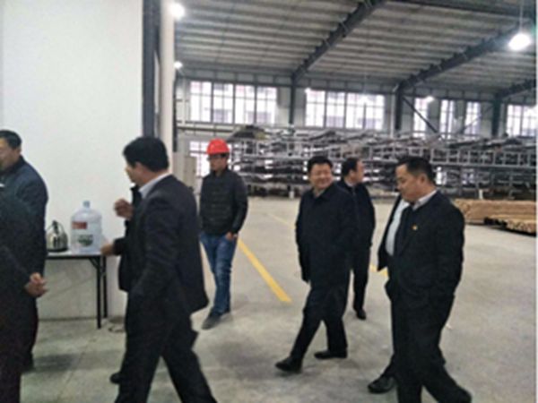 临朐县县长刘裕斌、华建集团董事长吴维光先生莅临京港亚参观指导工作！