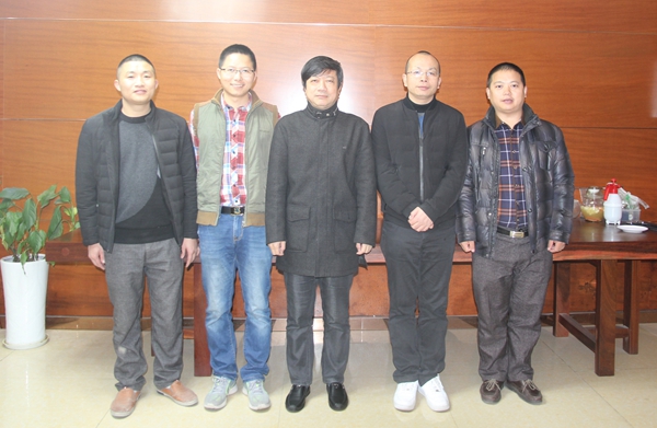重庆木门“小沙龙”讨论木工机械服务平台