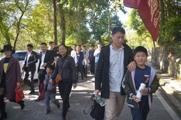 相约在冬季——记尊霸门窗2017年冬季旅游