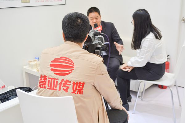 2017年慧亚传媒大事记