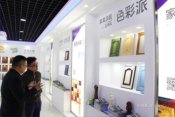 向环保致敬,艾瑞卡家居“油改水”全面采用水性漆涂装 向环保致敬,艾瑞卡家居“油改水”全面采用水性漆涂装