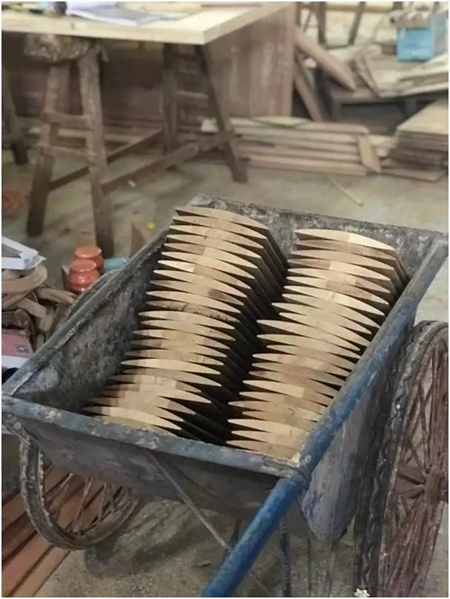 茂泷木门之匠人:面包门师傅执着坚守的故事 茂泷木门之匠人:面包门师傅执着坚守的故事