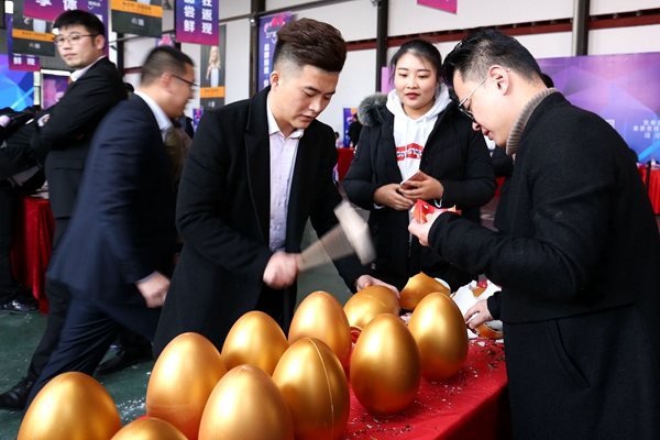聚焦：布兰莎第二届“工厂团购会”嗨翻天！