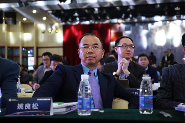 全国工商联家具装饰业商会全铝定制家居专委会成立大会于12月15号在东莞盛大召开