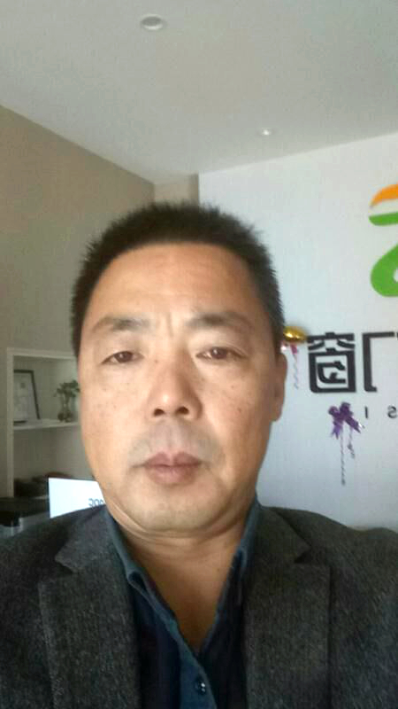 佳乐斯门窗明星经销商张总：经营好店面，服务质量是核心