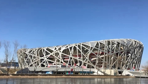 携手尔至 耀世尔生：德尔＆柏尔战略合作发布会暨百城合伙人签约仪式