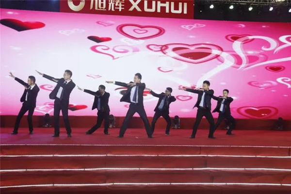 绽放2018，简·爱保罗定制家居2018年春节晚会圆满落幕！