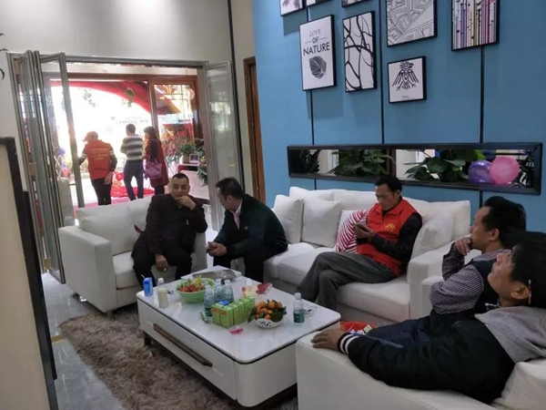 捷顺成隆中山小榄专卖店盛大开业