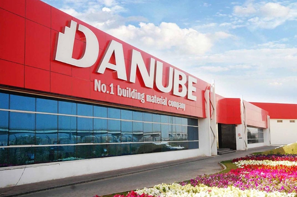 新国货担当：轩尼斯门窗成为迪拜DANUBE(达禄比)集团系统门窗合作品牌