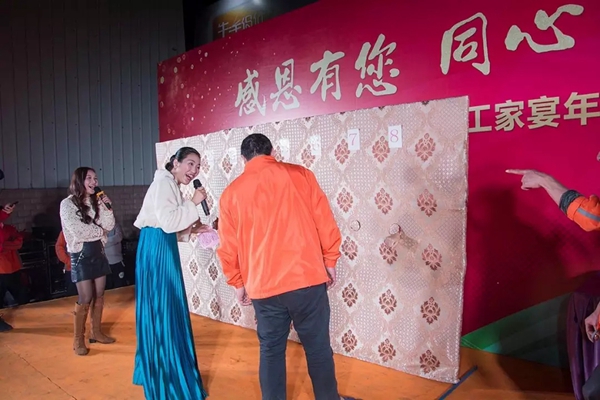 感恩有您,同心同行|告别2017,2018奥斯特全新启航 感恩有您,同心同行|告别2017,2018奥斯特全新启航