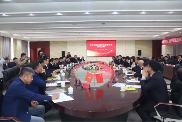 【京港亚新闻】说说京港亚在中欧节能门窗产业园里的那些事儿！