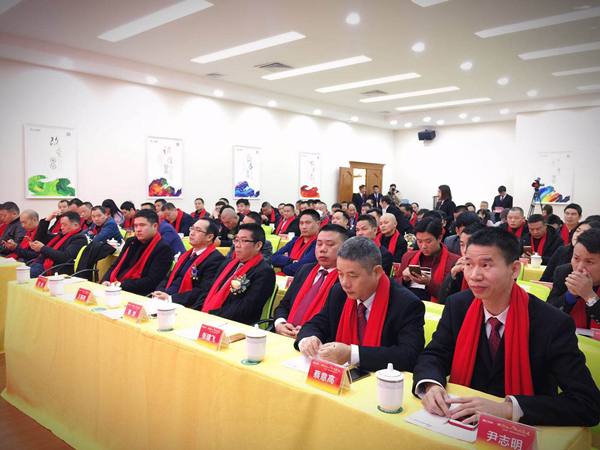 汇龙涂料2018“回归初心，砥砺奋进”家具漆经销商代表大会今召开
