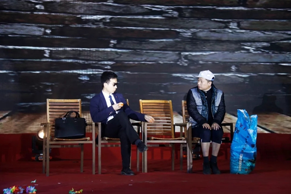 绽放•轩尼斯门窗2018春节联会晚会完美落幕