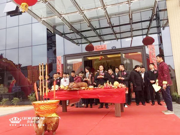 乔治伯爵木门恭祝新帝豪门窗乔迁盛典圆满成功! 乔治伯爵木门恭祝新帝豪门窗乔迁盛典圆满成功!