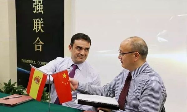 喜讯：嘉宝莉终圆汽车漆梦