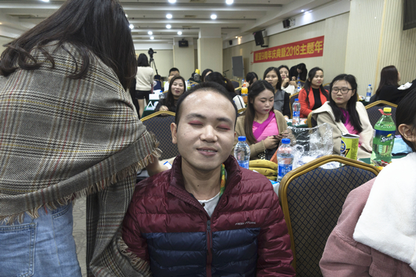 高能预警!“9”不一样慧亚9周年年会嗨爆全场! 高能预警!“9”不一样慧亚9周年年会嗨爆全场!